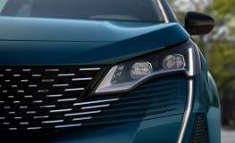  Peugeot 5008